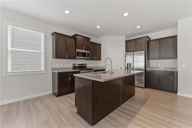 264 Denver Avenue, Hiram, GA 30141