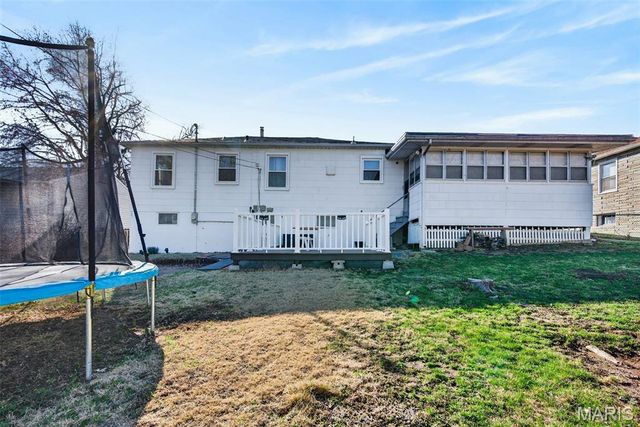 9530 Erie Drive, Affton, MO 63123