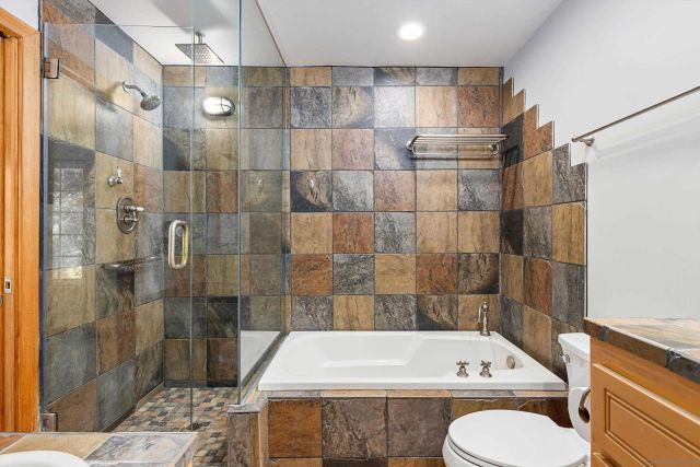 1248 Evergreen Dr, Encinitas, CA 92007