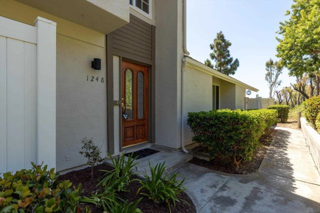 1248 Evergreen Dr, Encinitas, CA 92007