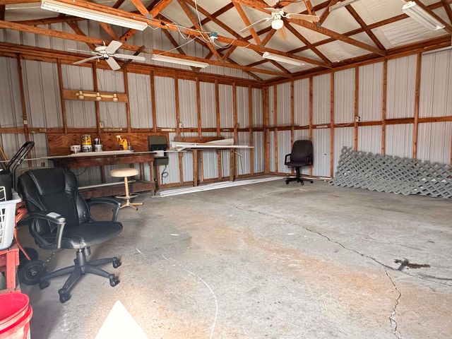 106 Edna Avenue, Highland, AR 72542