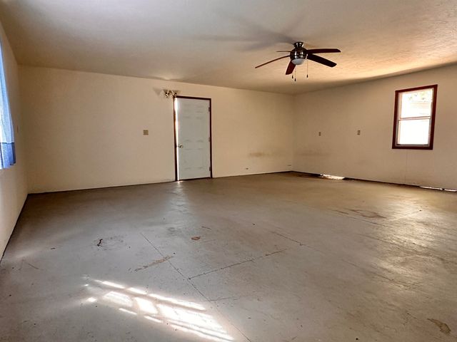 106 Edna Avenue, Highland, AR 72542