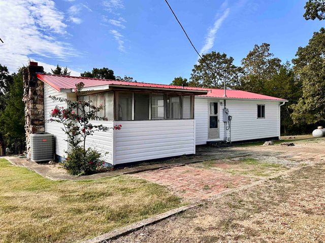 106 Edna Avenue, Highland, AR 72542