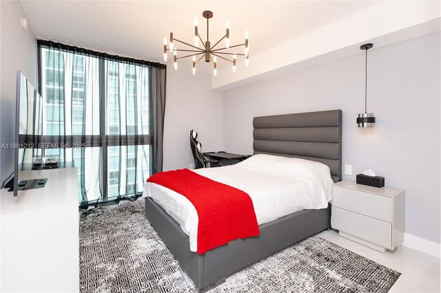 300 Sunny Isles Boulevard 41508, Sunny Isles Beach, FL 33160