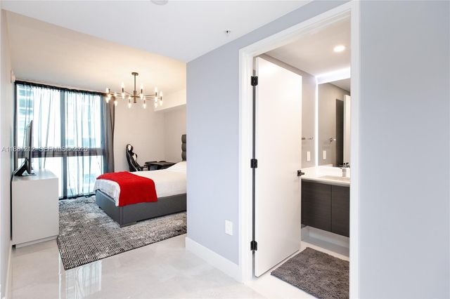 300 Sunny Isles Boulevard 41508, Sunny Isles Beach, FL 33160