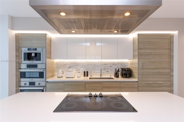 300 Sunny Isles Boulevard 41508, Sunny Isles Beach, FL 33160