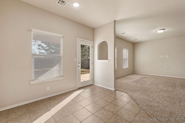 10749 N 153rd East Avenue, Owasso, OK 74055