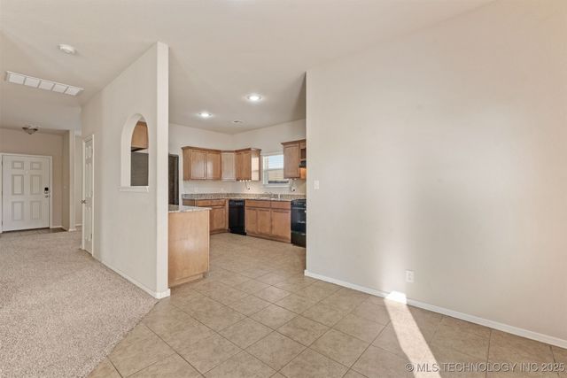 10749 N 153rd East Avenue, Owasso, OK 74055