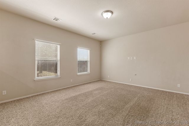 10749 N 153rd East Avenue, Owasso, OK 74055