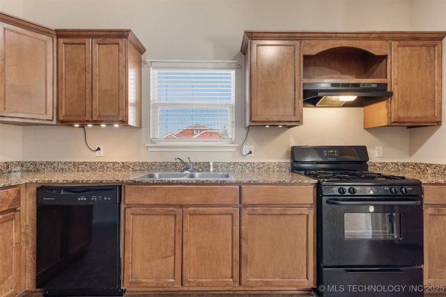 10749 N 153rd East Avenue, Owasso, OK 74055