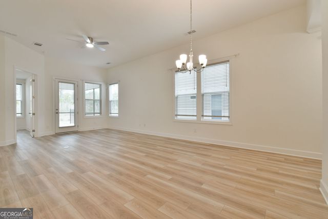 30 Geneva Way, Hoschton, GA 30548