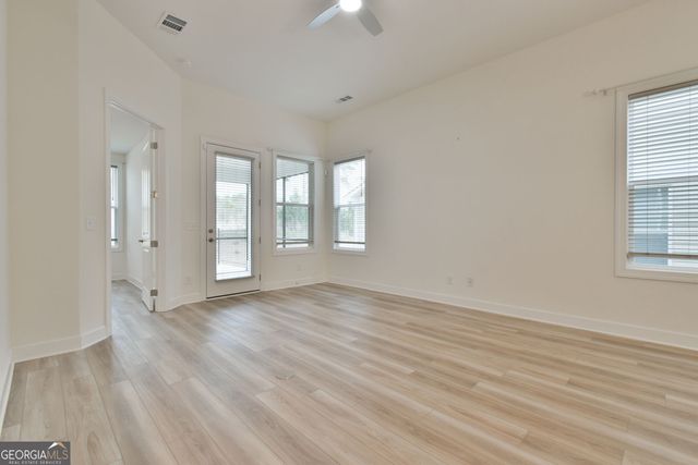 30 Geneva Way, Hoschton, GA 30548