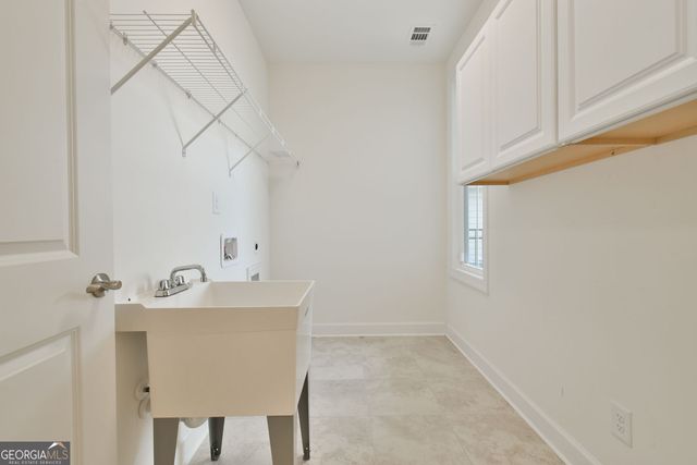 30 Geneva Way, Hoschton, GA 30548