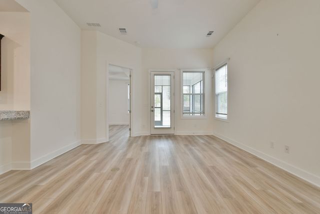 30 Geneva Way, Hoschton, GA 30548