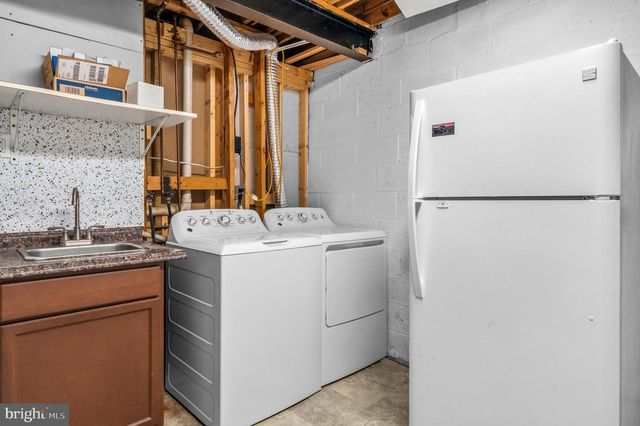 6279 KERRYDALE DR, Springfield, VA 22152
