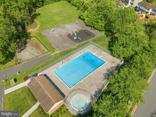 6279 KERRYDALE DR, Springfield, VA 22152