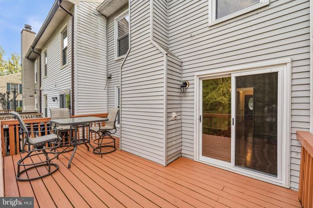 6279 KERRYDALE DR, Springfield, VA 22152