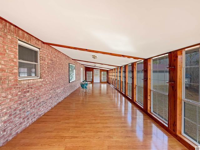 144 Hesley Dr., New Concord, KY 42076