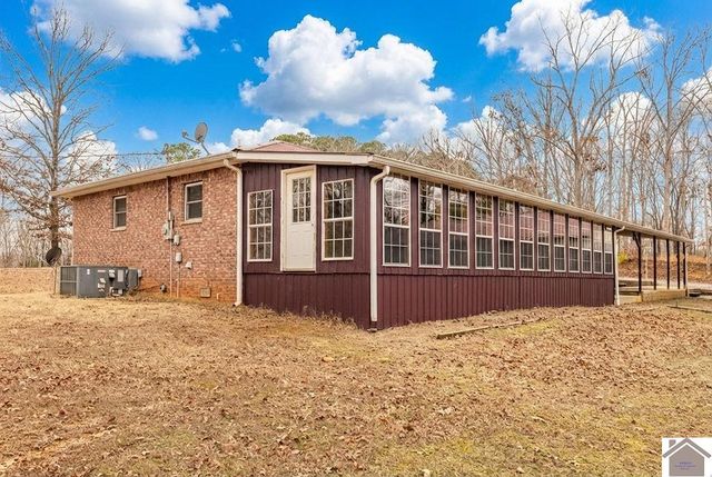 144 Hesley Dr., New Concord, KY 42076