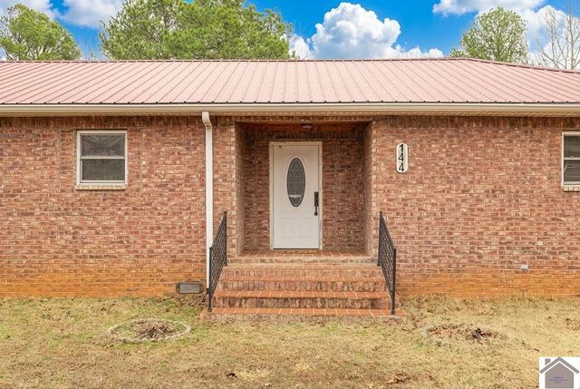 144 Hesley Dr., New Concord, KY 42076