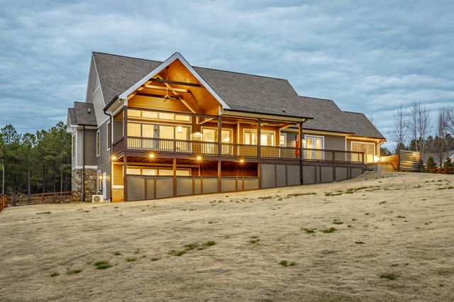 1520 Raulston Falls Road, Jasper, TN 37347