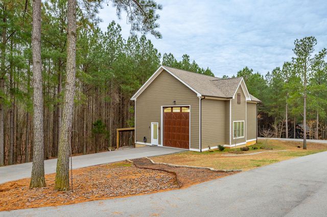 1520 Raulston Falls Road, Jasper, TN 37347