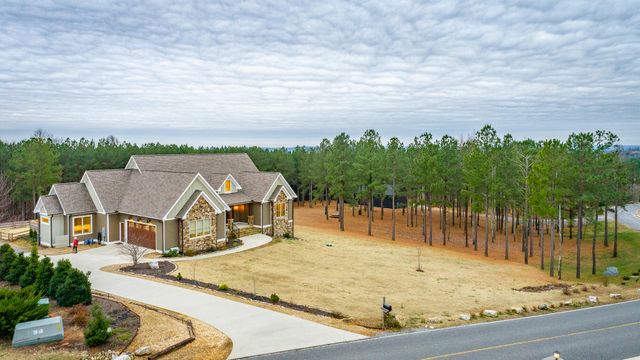 1520 Raulston Falls Road, Jasper, TN 37347