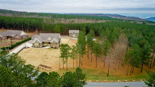 1520 Raulston Falls Road, Jasper, TN 37347