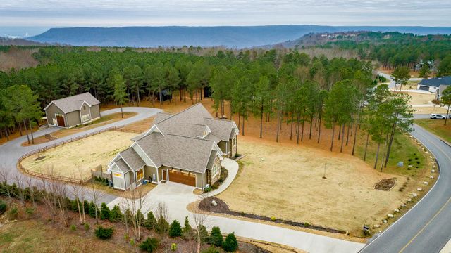 1520 Raulston Falls Road, Jasper, TN 37347