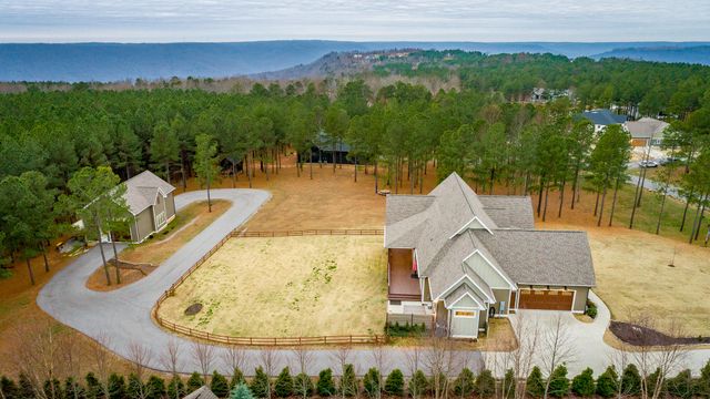 1520 Raulston Falls Road, Jasper, TN 37347