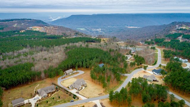 1520 Raulston Falls Road, Jasper, TN 37347