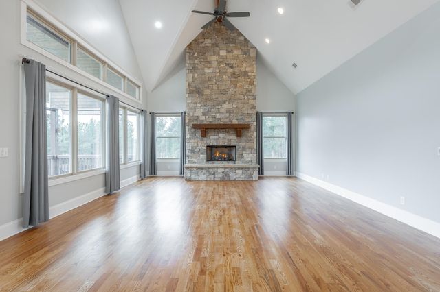 1520 Raulston Falls Road, Jasper, TN 37347