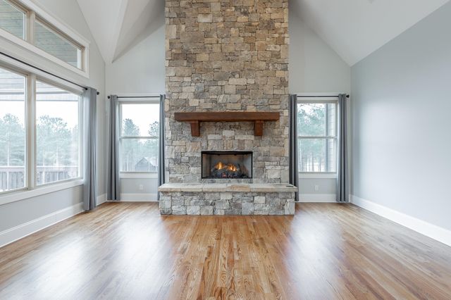 1520 Raulston Falls Road, Jasper, TN 37347