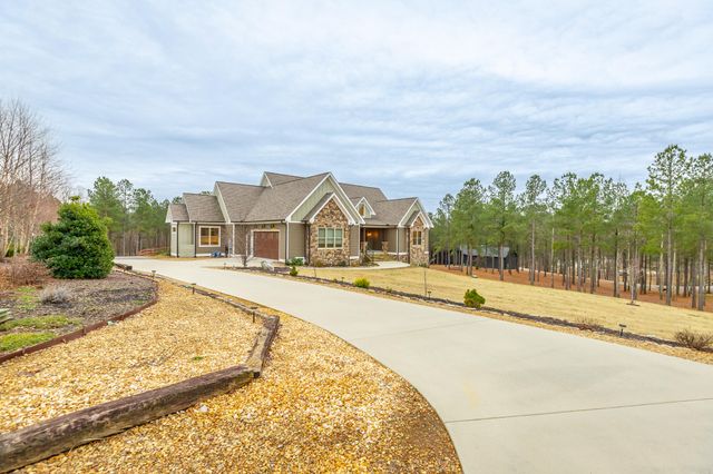 1520 Raulston Falls Road, Jasper, TN 37347