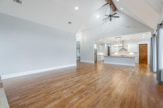 1520 Raulston Falls Road, Jasper, TN 37347