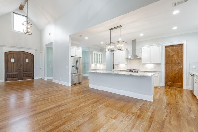 1520 Raulston Falls Road, Jasper, TN 37347