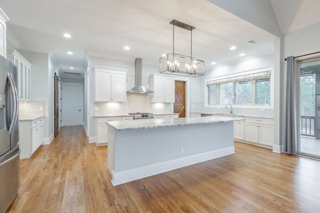 1520 Raulston Falls Road, Jasper, TN 37347