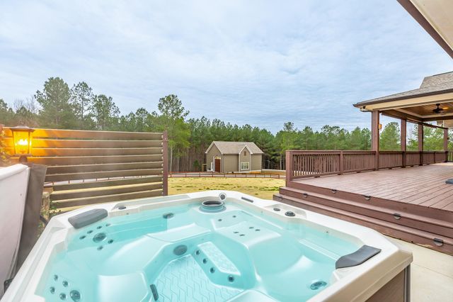 1520 Raulston Falls Road, Jasper, TN 37347