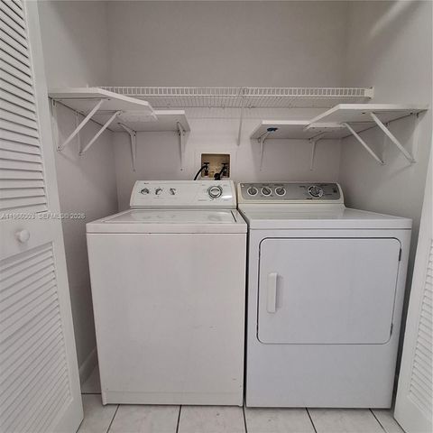 3214 San Remo Cir, Homestead, FL 33035