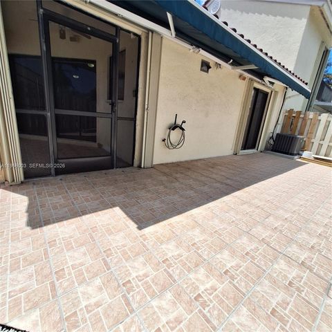 3214 San Remo Cir, Homestead, FL 33035