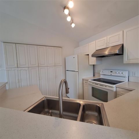 3214 San Remo Cir, Homestead, FL 33035