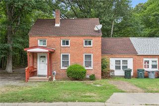 7 W Lewis RD, Hampton, VA 23666