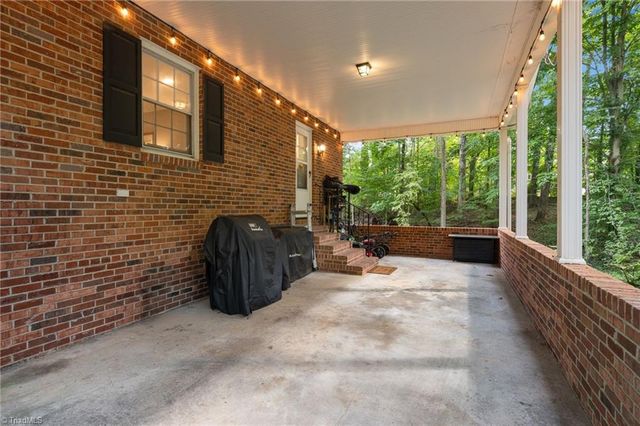 207 Leland Drive, Winston-salem, NC 27106