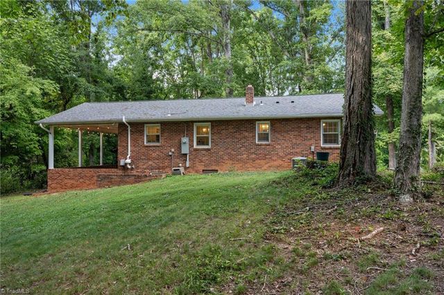 207 Leland Drive, Winston-salem, NC 27106