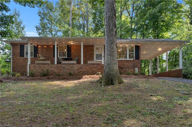 207 Leland Drive, Winston-salem, NC 27106