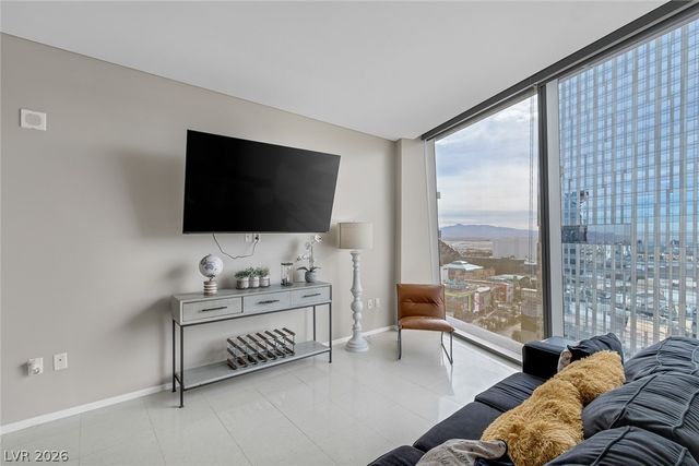 3722 LAS VEGAS Boulevard 2201, Las Vegas, NV 89158