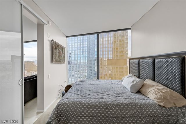 3722 LAS VEGAS Boulevard 2201, Las Vegas, NV 89158