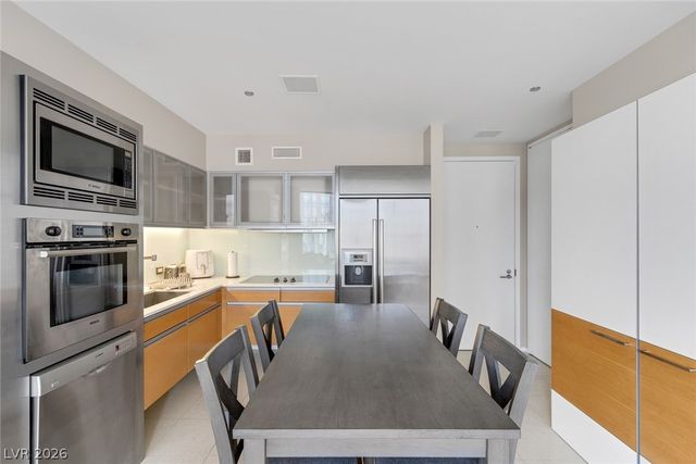 3722 LAS VEGAS Boulevard 2201, Las Vegas, NV 89158