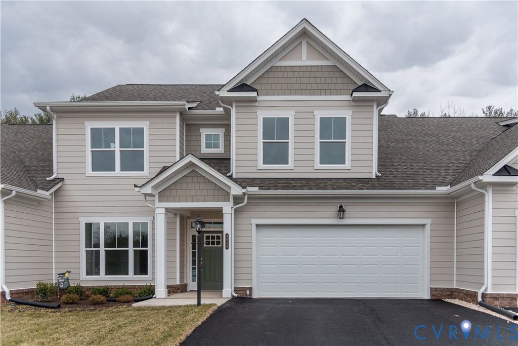 8677 Hope Farm Ln, Mechanicsville, VA 23111