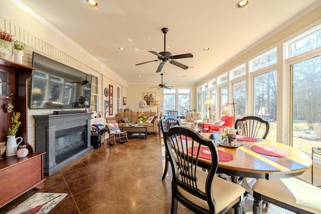 359 COBBLESTONE DR, Savannah, TN 38372